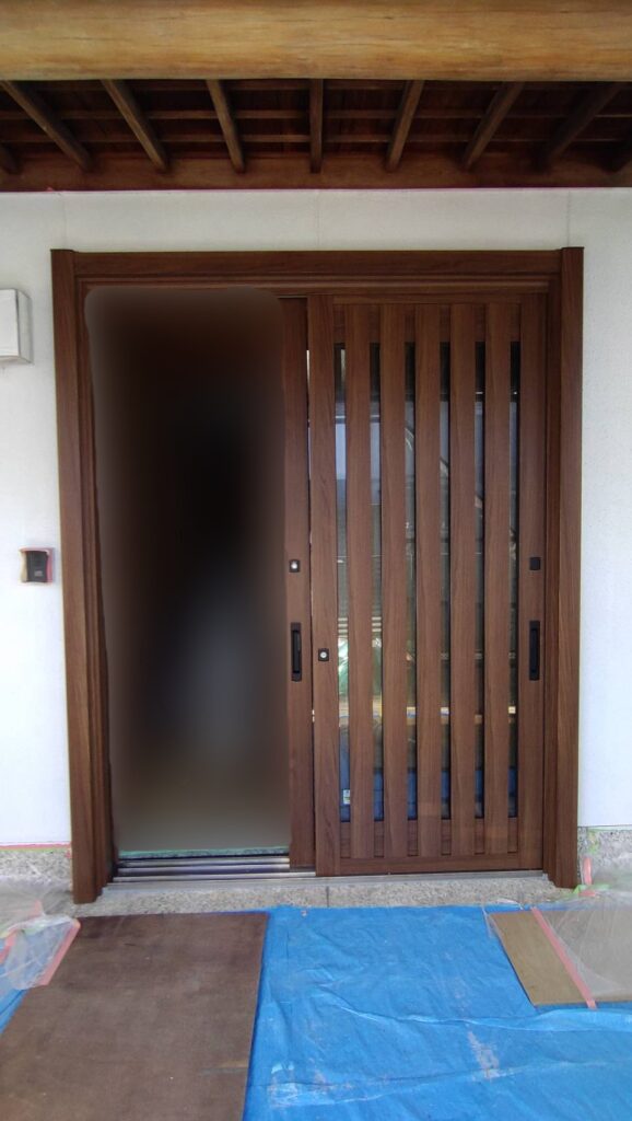 岐阜市　岐阜　玄関交換工事　リシェント　施工後