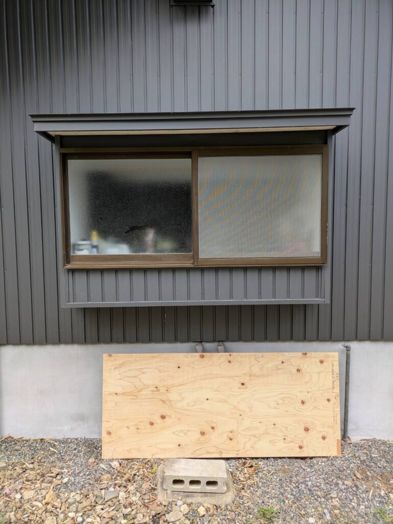 岐阜市　面格子　防犯　施工前