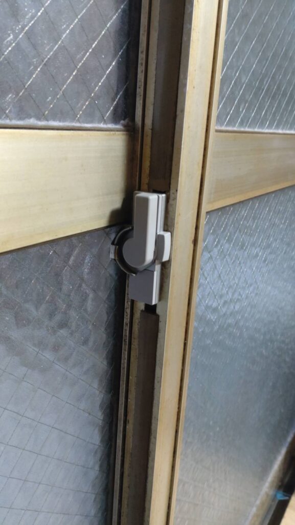 窓　クレセント　部品　交換後　岐阜市