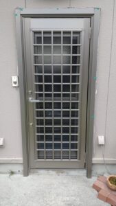 勝手口　リフォーム　施工後　岐阜市
