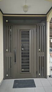 玄関　リフォーム　リシェント　施工後　一宮市