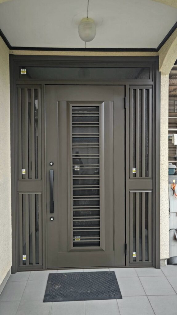 玄関　リフォーム　リシェント　施工後　一宮市