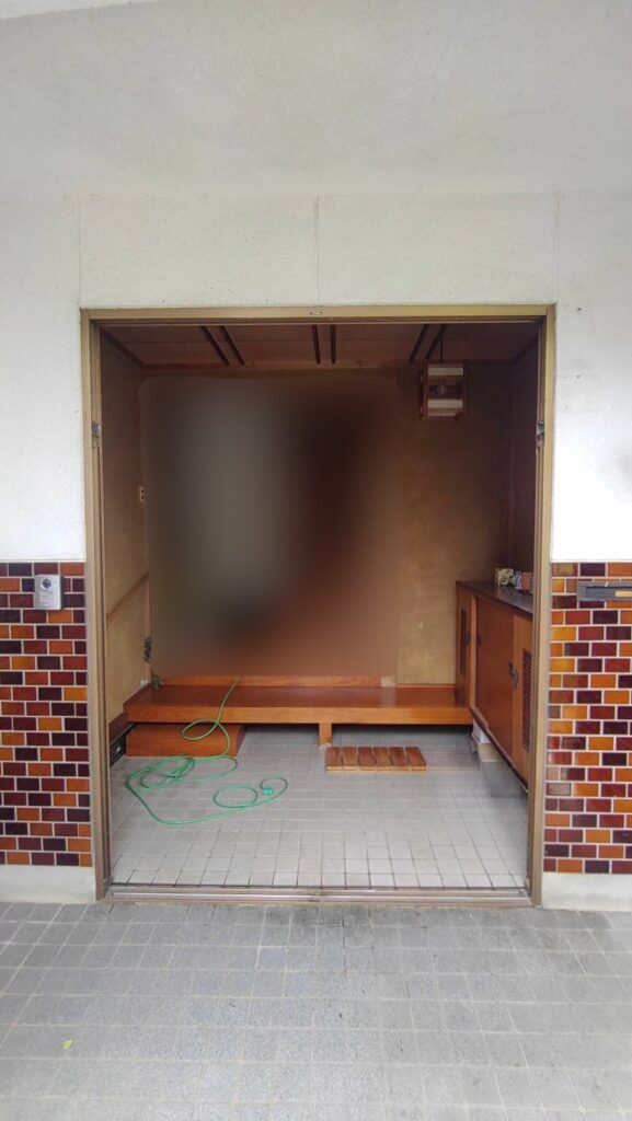 美濃市　リシェント　玄関引戸　施工前