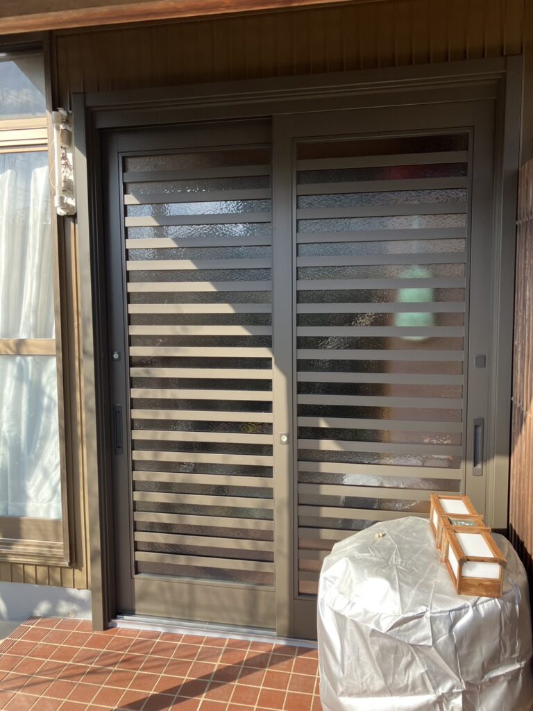 江南市　リシェント　玄関引戸　施工後