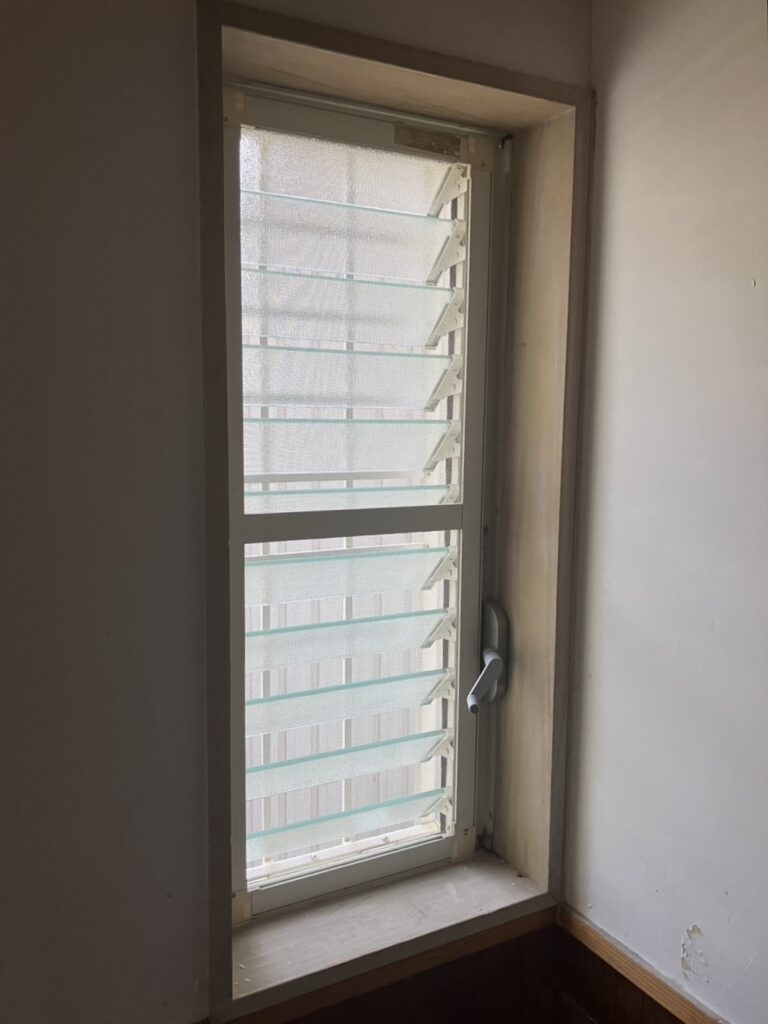 外窓　リプラス　施工前　犬山市