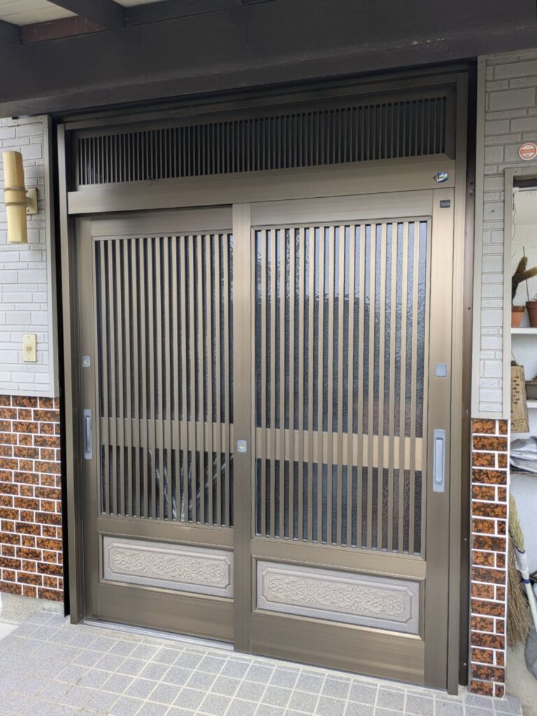 玄関　リフォーム　一宮市　リシェント　玄関引戸　施工前