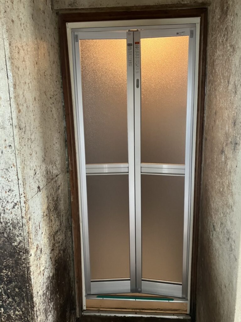 浴室ドア　一宮市　取付後