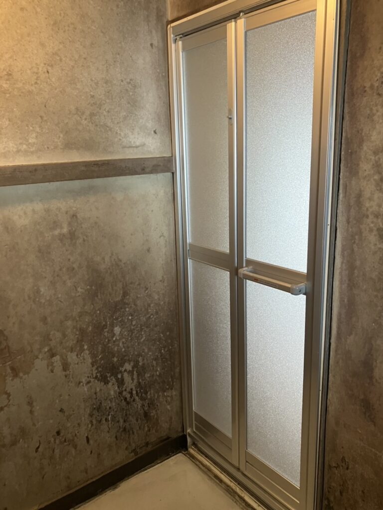 浴室ドア　一宮市　取付後