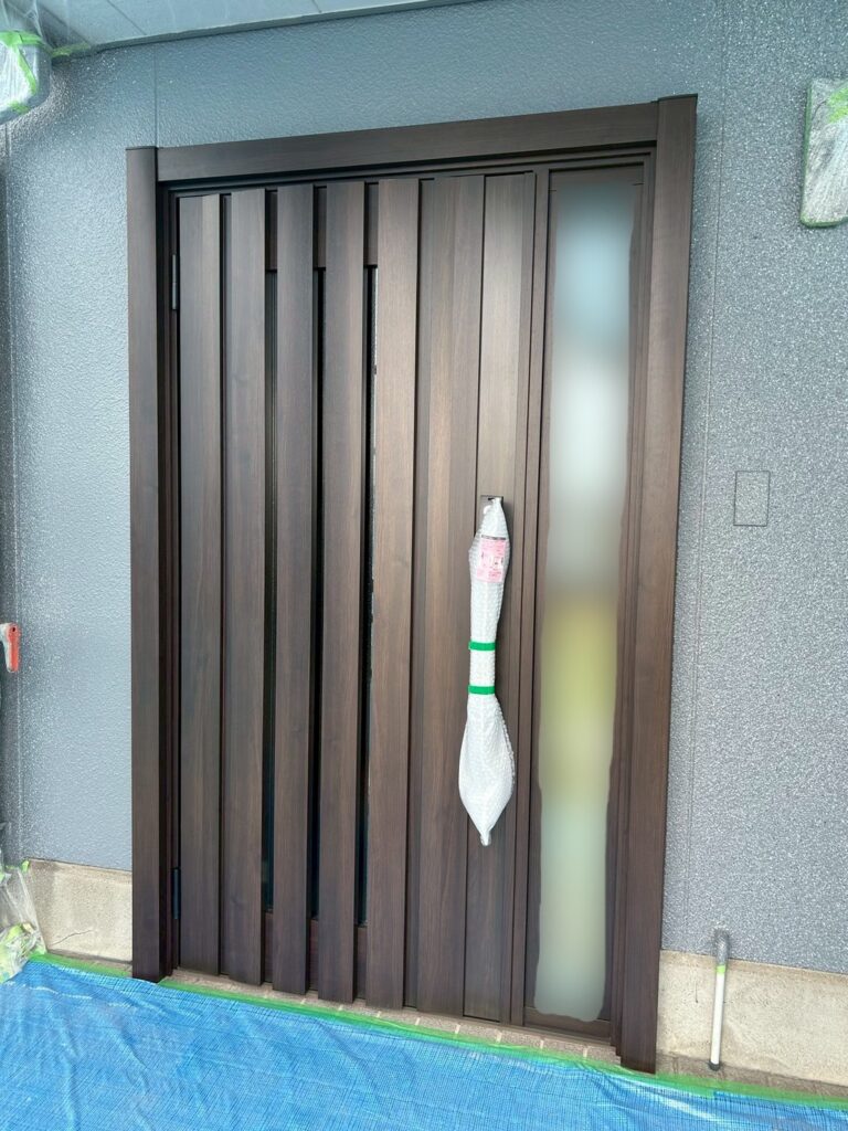 玄関　リシェント　施工後　各務原市