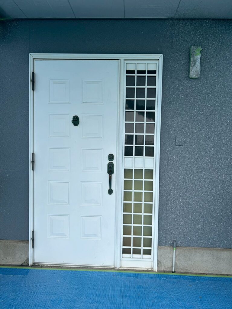 玄関　リシェント　施工前　各務原市