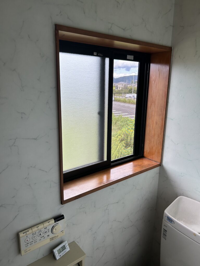 内窓　インプラス　本巣市　施工前