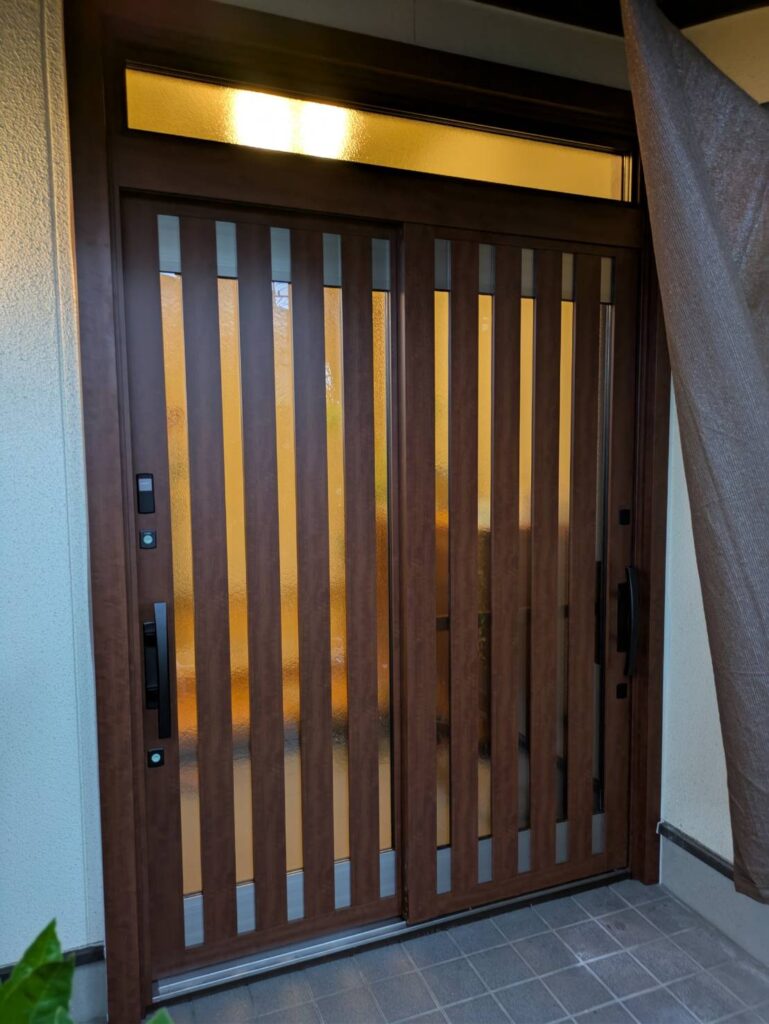 玄関　玄関引戸　リフォーム　春日井市　施工後