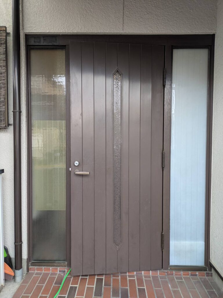 玄関　リシェント　施工前　一宮市