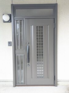 玄関　リシェント　施工後　稲沢市